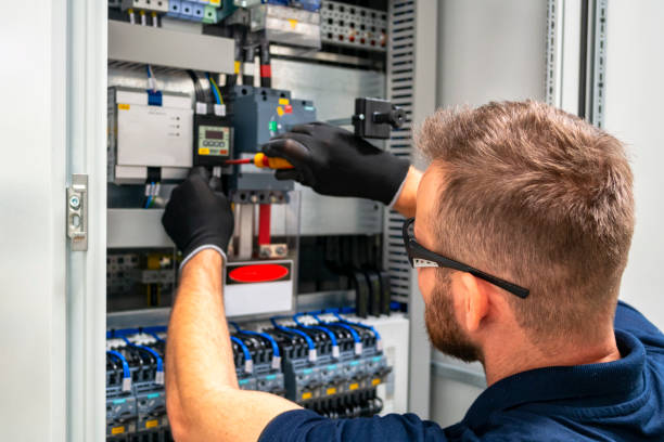 Best Local Electrician Companies  in Moonachie, NJ